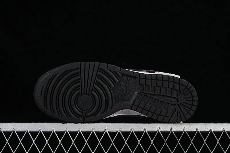 All Categories Nk SB Dunk Series Nk SB Dunk Low Low-top Sneakers Nk Dunk Low Panda Prank Space Exploration-Planet Across Black and Purple SB Strappy Low-top Casual Sneakers DV0831-002